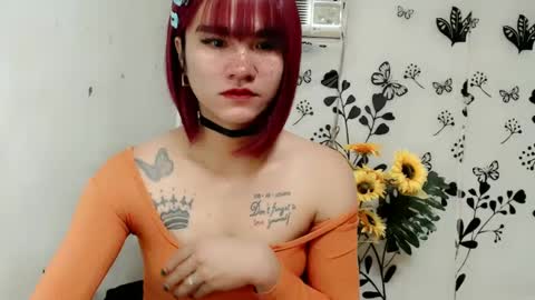 Snapshot of queen_elicktra chatting on 01-31-25, 12:18 JOY online show from 01-31-25, 12:18