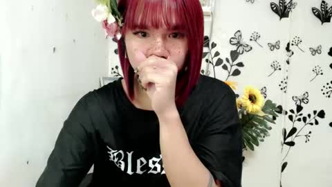 Snapshot of queen_elicktra chatting on 02-02-25, 01:34 JOY online show from 02-02-25, 01:34