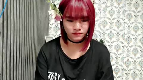 Snapshot of queen_elicktra chatting on 03-04-25, 03:55 JOY online show from 03-04-25, 03:55