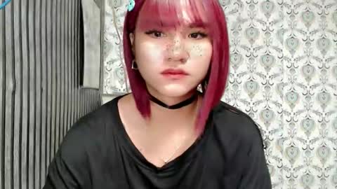 Snapshot of queen_elicktra chatting on 10-17-25, 12:14 JOY online show from 10-17-25, 12:14