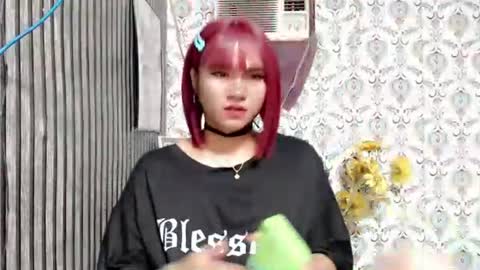 Snapshot of queen_elicktra chatting on 10-27-25, 08:51 JOY online show from 10-27-25, 08:51