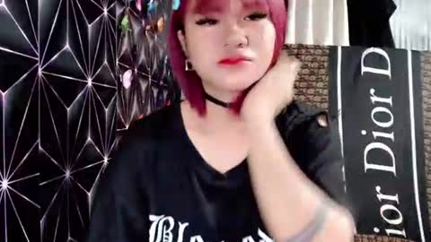 Snapshot of queen_elicktra chatting on 11-18-25, 10:14 JOY online show from 11-18-25, 10:14