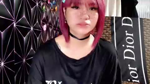 Snapshot of queen_elicktra chatting on 11-19-25, 10:10 JOY online show from 11-19-25, 10:10