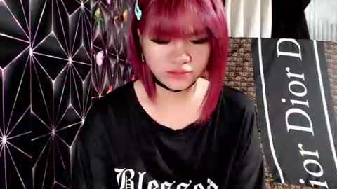 Snapshot of queen_elicktra chatting on 11-23-25, 12:16 JOY online show from 11-23-25, 12:16