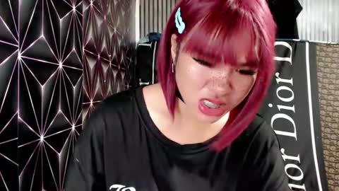 Snapshot of queen_elicktra chatting on 12-03-25, 04:38 JOY online show from 12-03-25, 04:38