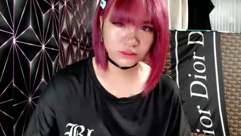 Snapshot of queen_elicktra chatting on 12-04-25, 11:24 JOY online show from 12-04-25, 11:24