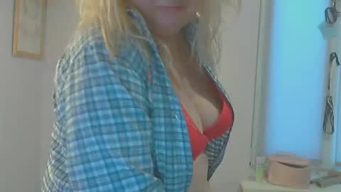 queen_jane8 online show from 02-15-25, 12:43