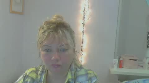 queen_jane8 online show from 03-09-25, 05:06