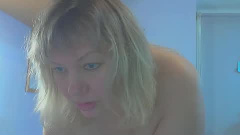 queen_jane8 online show from 11-18-25, 04:55