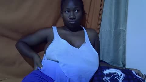 queen_jazmine online show from 02-07-26, 06:22