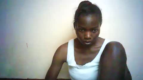 Snapshot of queen_joan chatting on 02-25-25, 11:41 queen_joan online show from 02-25-25, 11:41