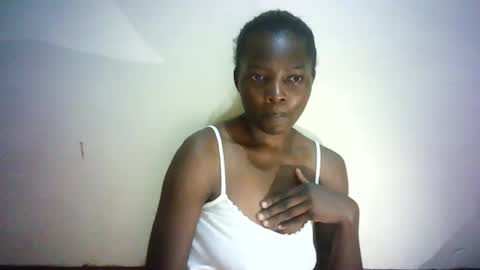 Snapshot of queen_joan chatting on 02-27-25, 05:04 queen_joan online show from 02-27-25, 05:04