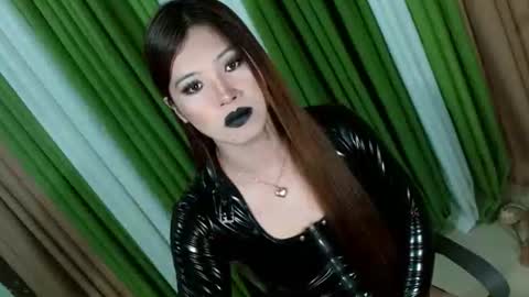 Kendal  online here from 6am-3pm philippine time online show from 09-08-25, 10:42