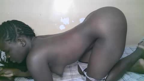 queen_latasha online show from 02-21-26, 04:24