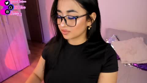 Snapshot of queen_liana chatting on 01-10-25, 05:26 Liana  online show from 01-10-25, 05:26