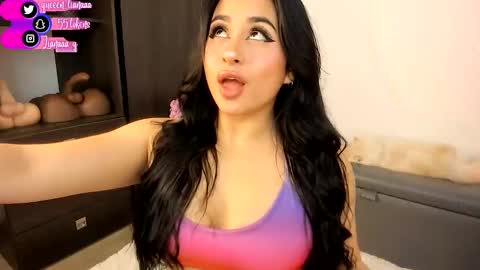 Snapshot of queen_liana chatting on 09-19-25, 06:04 Liana  online show from 09-19-25, 06:04