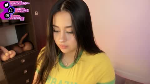 Snapshot of queen_liana chatting on 02-07-26, 09:02 Liana online show from 02-07-26, 09:02