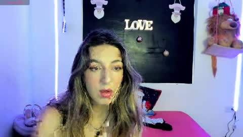 Snapshot of queen_natttyy chatting on 12-22-24, 10:04 queen_natttyy online show from 12-22-24, 10:04