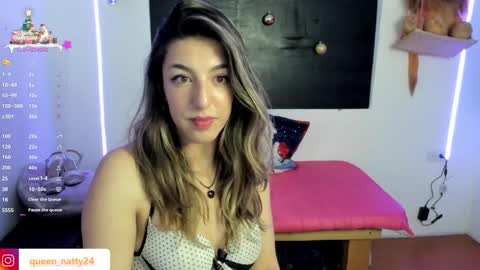 Snapshot of queen_natttyy chatting on 12-23-24, 08:11 queen_natttyy online show from 12-23-24, 08:11