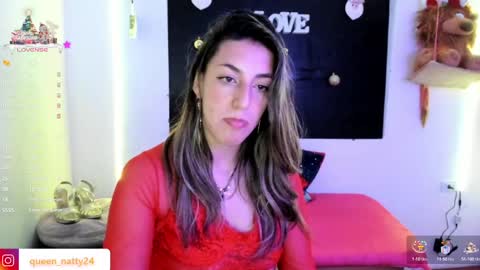 Snapshot of queen_natttyy chatting on 12-27-24, 08:35 queen_natttyy online show from 12-27-24, 08:35