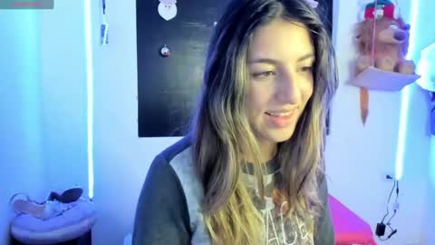 Snapshot of queen_natttyy chatting on 01-03-25, 06:55 queen_natttyy online show from 01-03-25, 06:55