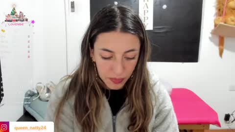 Snapshot of queen_natttyy chatting on 01-12-25, 12:39 queen_natttyy online show from 01-12-25, 12:39
