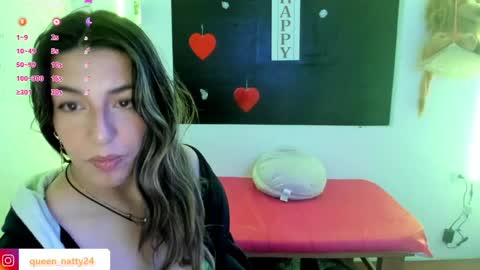 Snapshot of queen_natttyy chatting on 01-17-25, 07:51 queen_natttyy online show from 01-17-25, 07:51