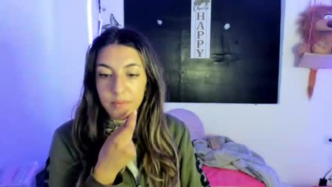 Snapshot of queen_natttyy chatting on 02-04-25, 04:05 queen_natttyy online show from 02-04-25, 04:05