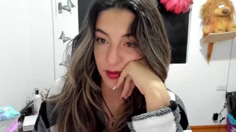Snapshot of queen_natttyy chatting on 02-21-25, 04:40 queen_natttyy online show from 02-21-25, 04:40