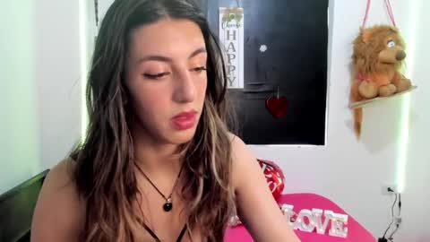 Snapshot of queen_natttyy chatting on 03-07-25, 02:23 queen_natttyy online show from 03-07-25, 02:23