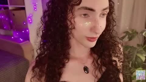 Snapshot of queen_of_tease chatting on 06-26-26, 07:40 queen_of_tease online show from 06-26-26, 07:40
