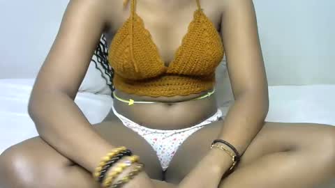 queen_polite online show from 12-04-25, 08:56