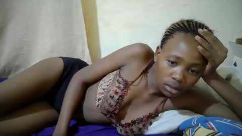 Snapshot of queen_slender chatting on 04-29-26, 10:08 queen_slender online show from 04-29-26, 10:08