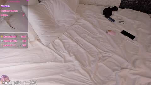 Kim online show from 03-07-25, 06:11