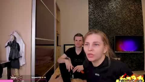 Snapshot of queenafina chatting on 05-27-26, 03:31 Kim online show from 05-27-26, 03:31