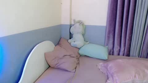 queenbee_mistress online show from 02-15-25, 12:54