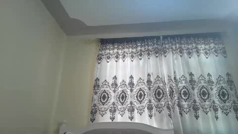 queen online show from 01-17-26, 12:54