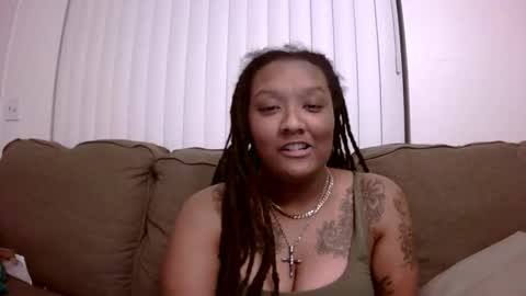 Queen Chief online show from 11-28-25, 08:28