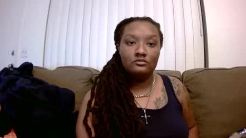 Queen Chief online show from 03-17-26, 07:33