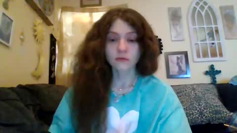 Snapshot of queencrimsonlvx chatting on 06-03-26, 02:14 queencrimsonlvx online show from 06-03-26, 02:14