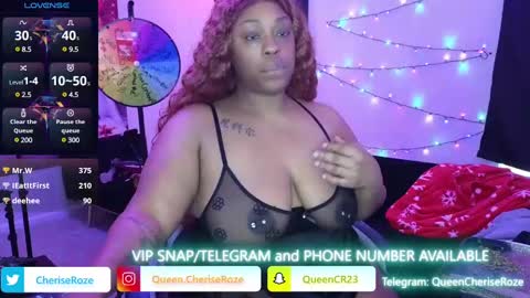 Snapshot of queencroze chatting on 12-29-24, 06:05 Queen Cherise Roze online show from 12-29-24, 06:05