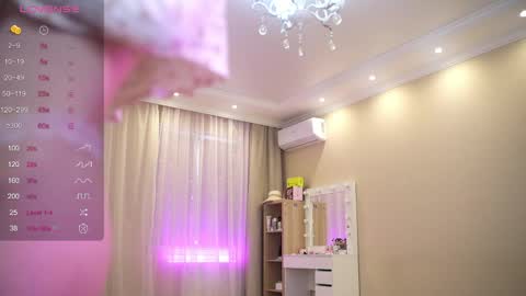 Nelly  INSTA  queenelia  online show from 06-03-26, 10:07