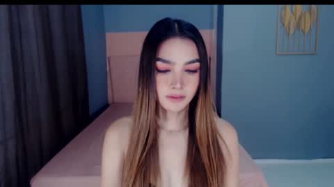 Snapshot of queenemeraldts chatting on 11-06-25, 03:07 queenemeraldts online show from 11-06-25, 03:07