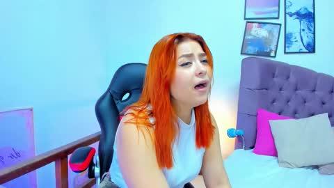 Queen online show from 11-17-25, 03:51