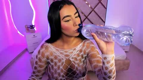 Maria Del Mar online show from 03-10-26, 08:47