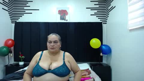 VickyBoobss online show from 10-27-25, 08:35