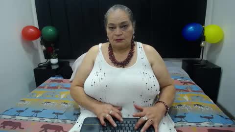 VickyBoobss online show from 11-19-25, 08:42
