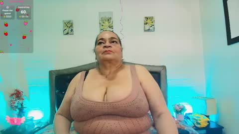 VickyBoobss online show from 05-20-26, 08:04