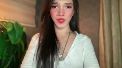 QUEEN online show from 04-02-26, 08:34