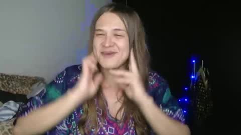 Snapshot of queennicky88 chatting on 02-10-25, 06:31 Nico online show from 02-10-25, 06:31